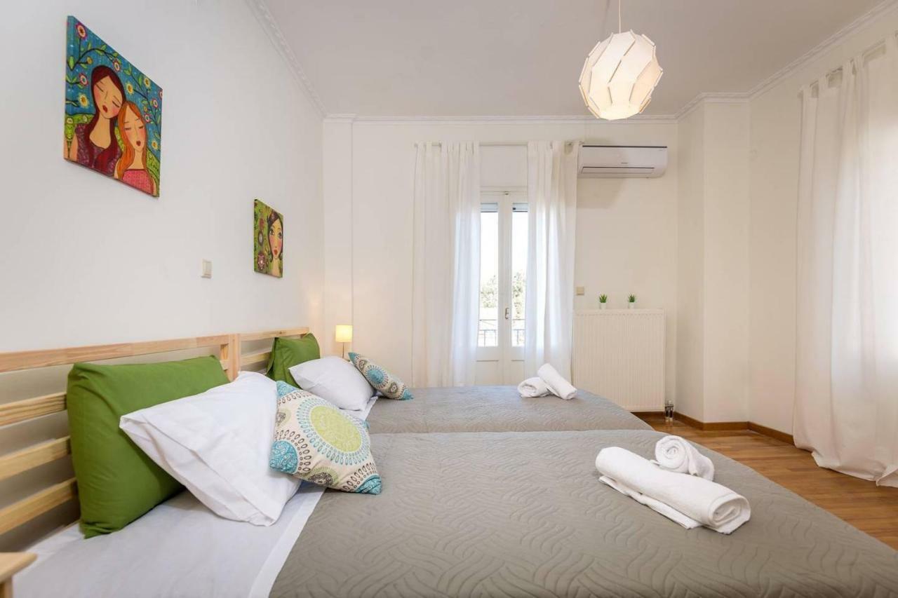 Vakantiehuis Spacious Maisonette - Roof View Of Corfu Port